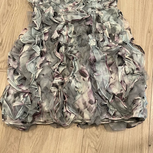 BCBG MaxAzria size 6 dress - Picture 8 of 12